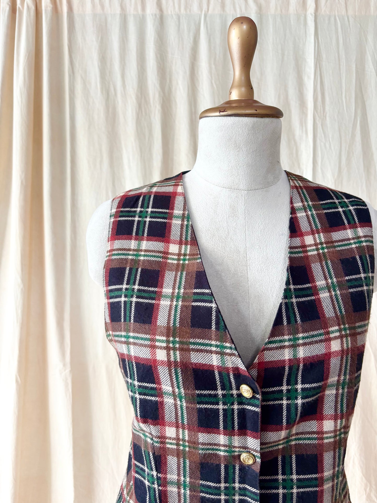 Brown checks vest with ornamental buttons