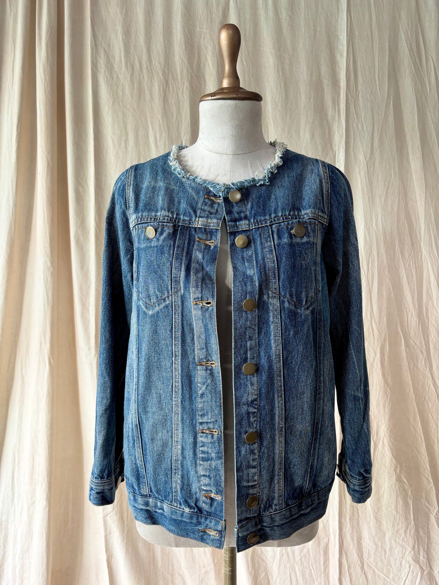 No collar blue denim jacket