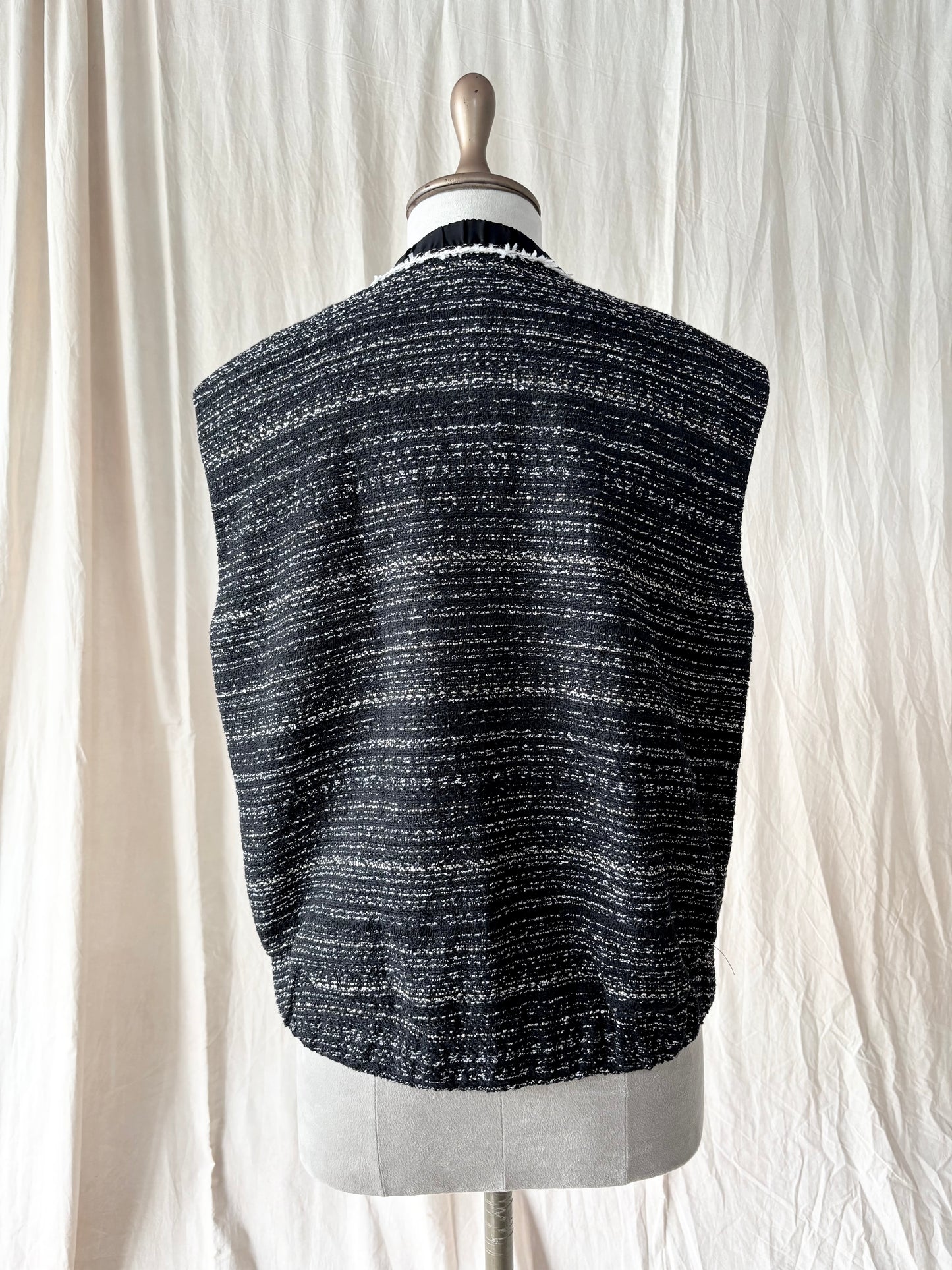 Vintage black textured vest