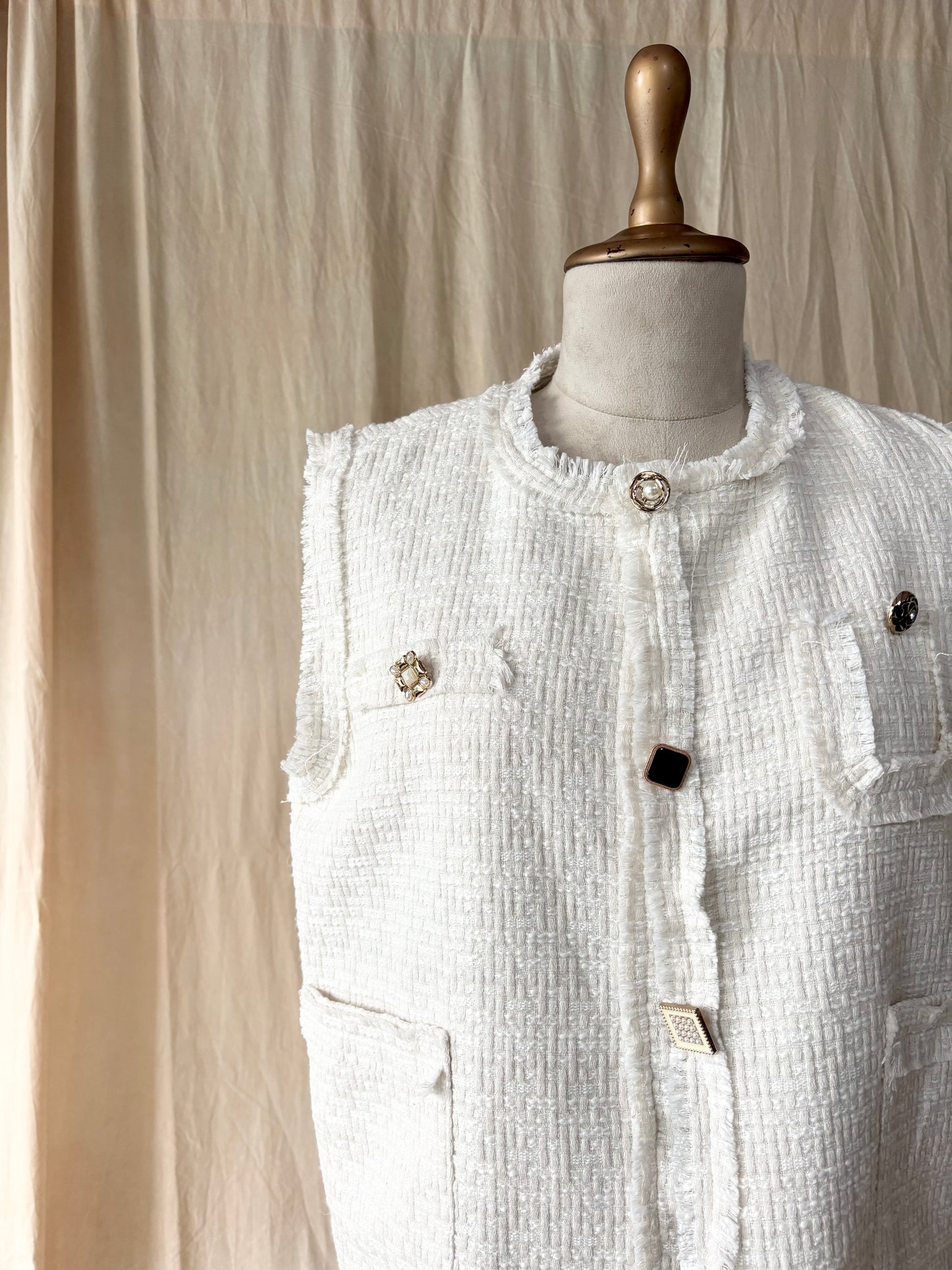 Vintage white tweed open vest with ornamental buttons