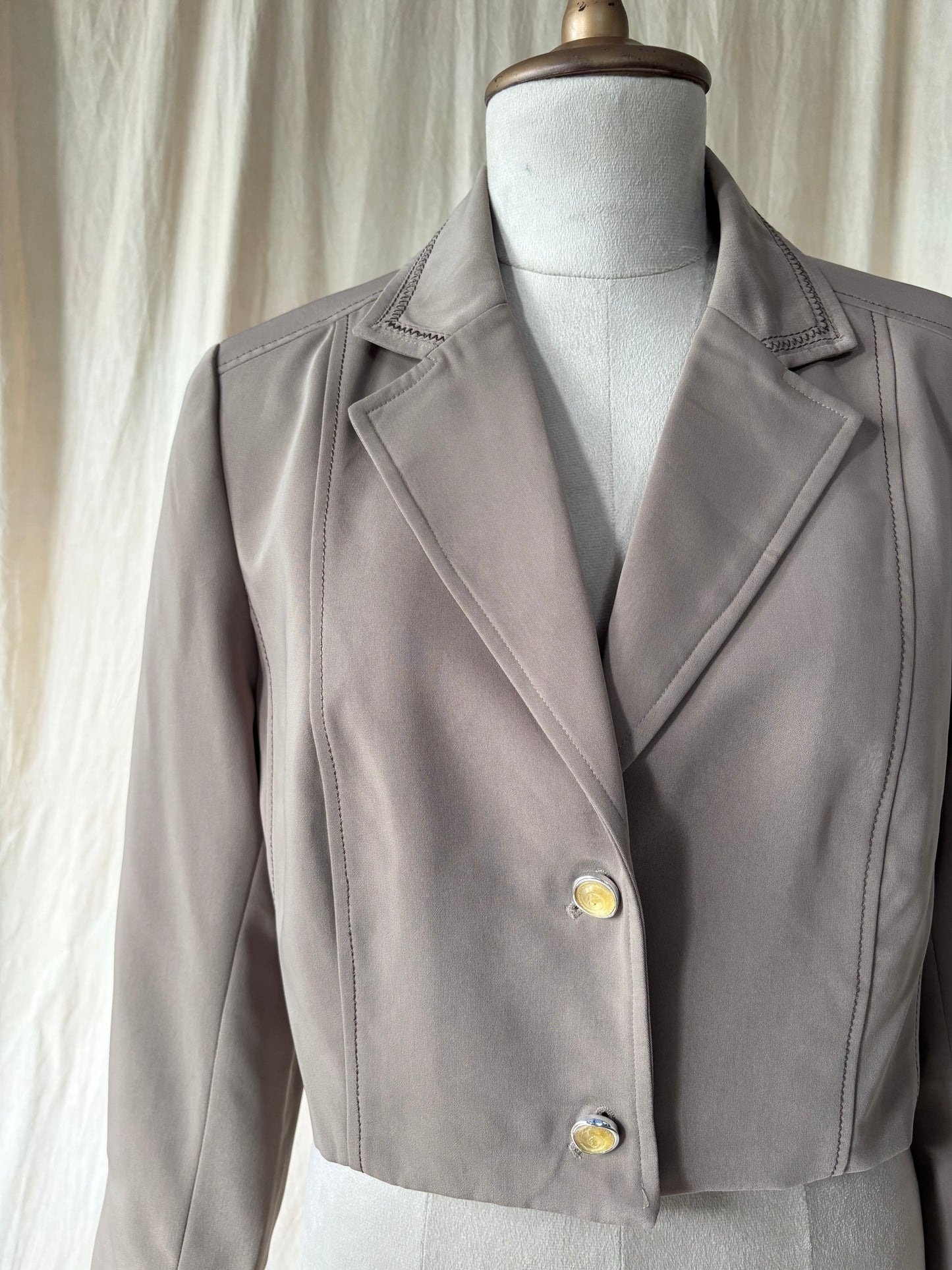 Vintage cropped blazer