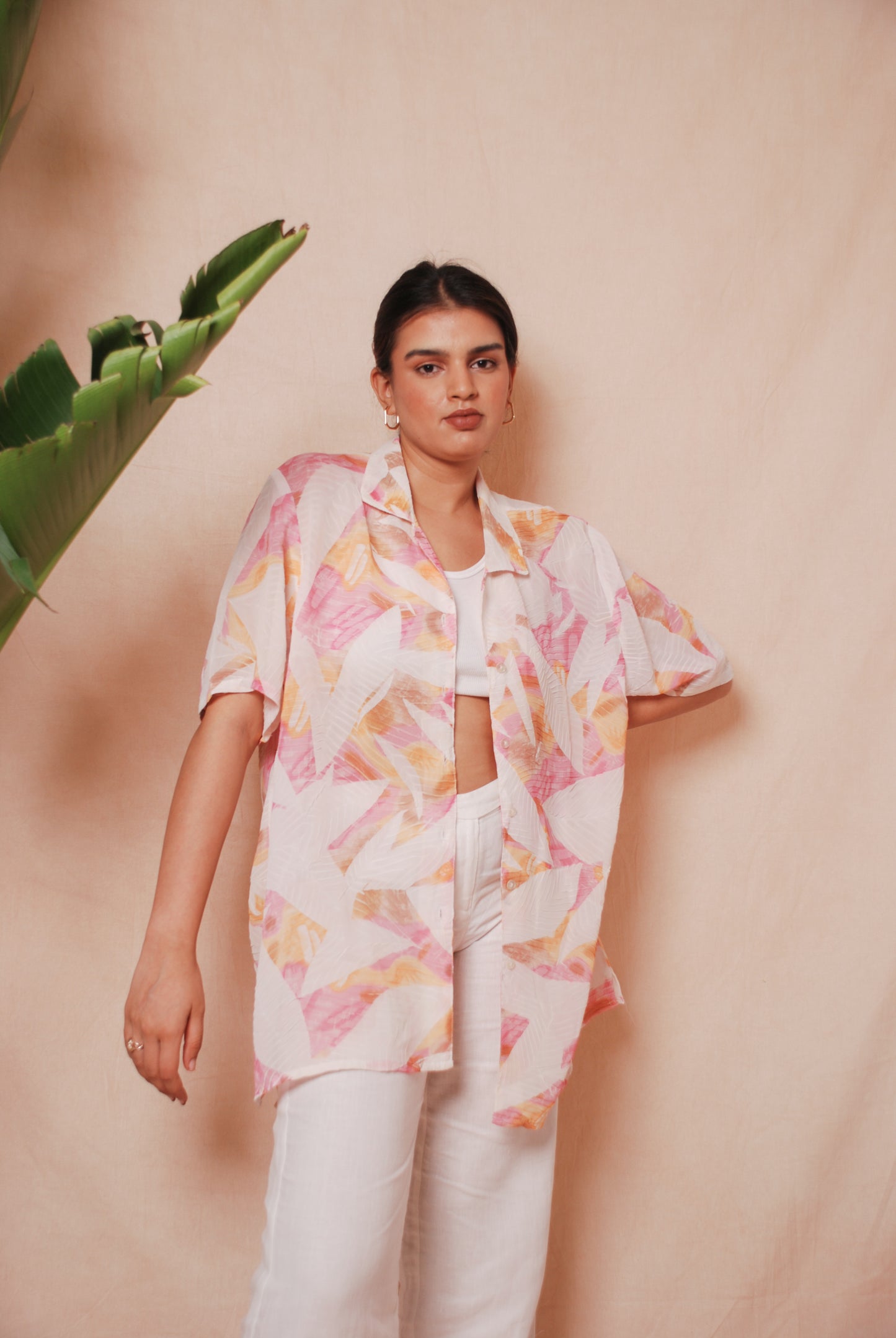 White & pink textured resort shirt