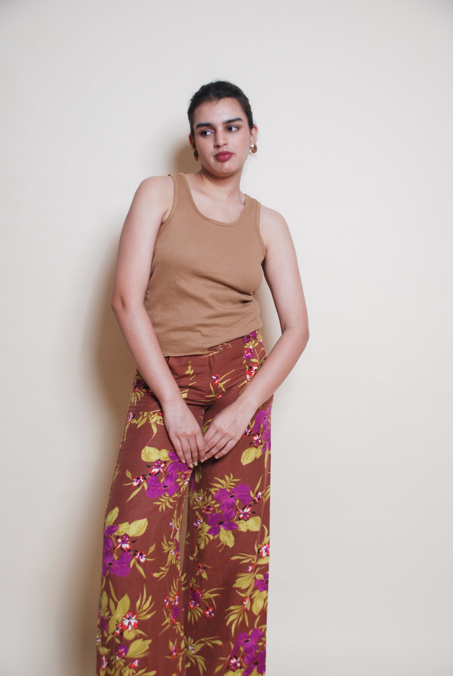 Vintage brown floral flared pants