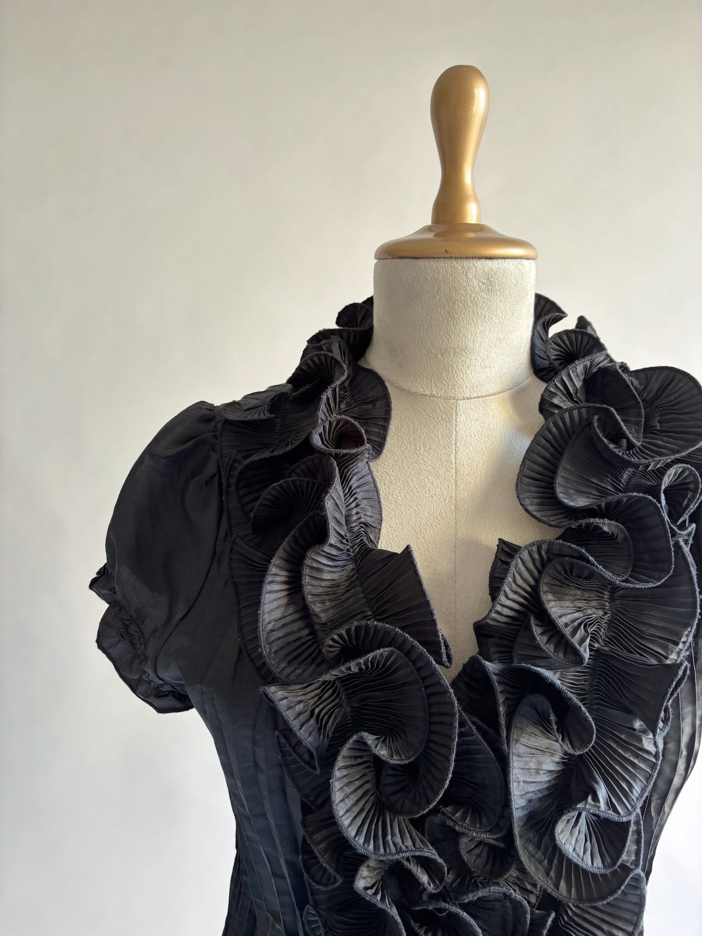Vintage black ruffled neck top