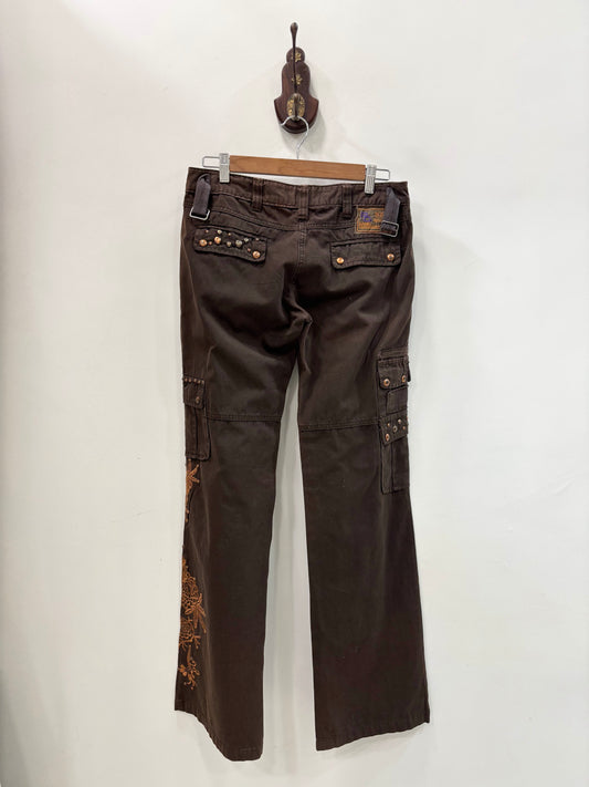 Brown vintage embroidered jeans