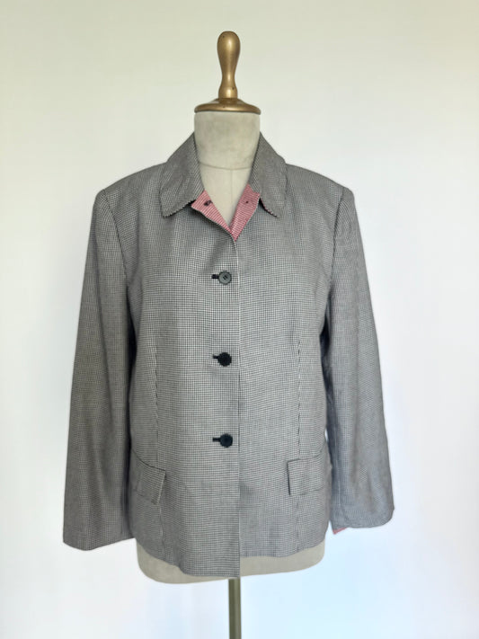 Black and white houndstooth blazer