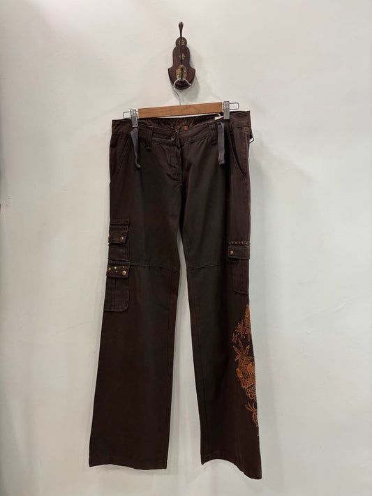 Brown vintage embroidered jeans