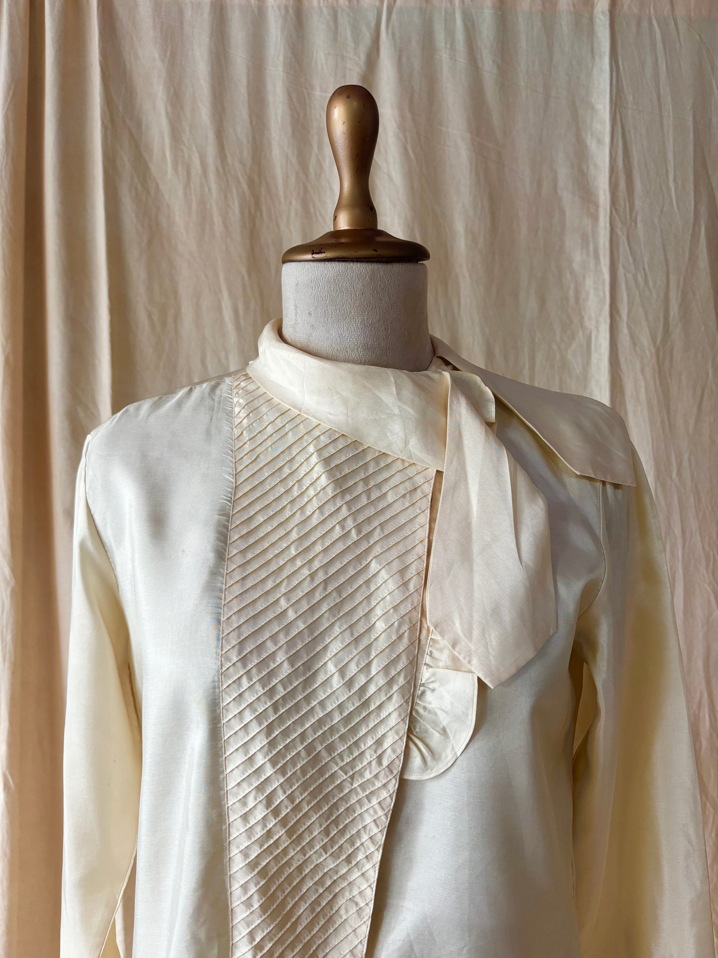 Vintage yellow elevated collar shirt