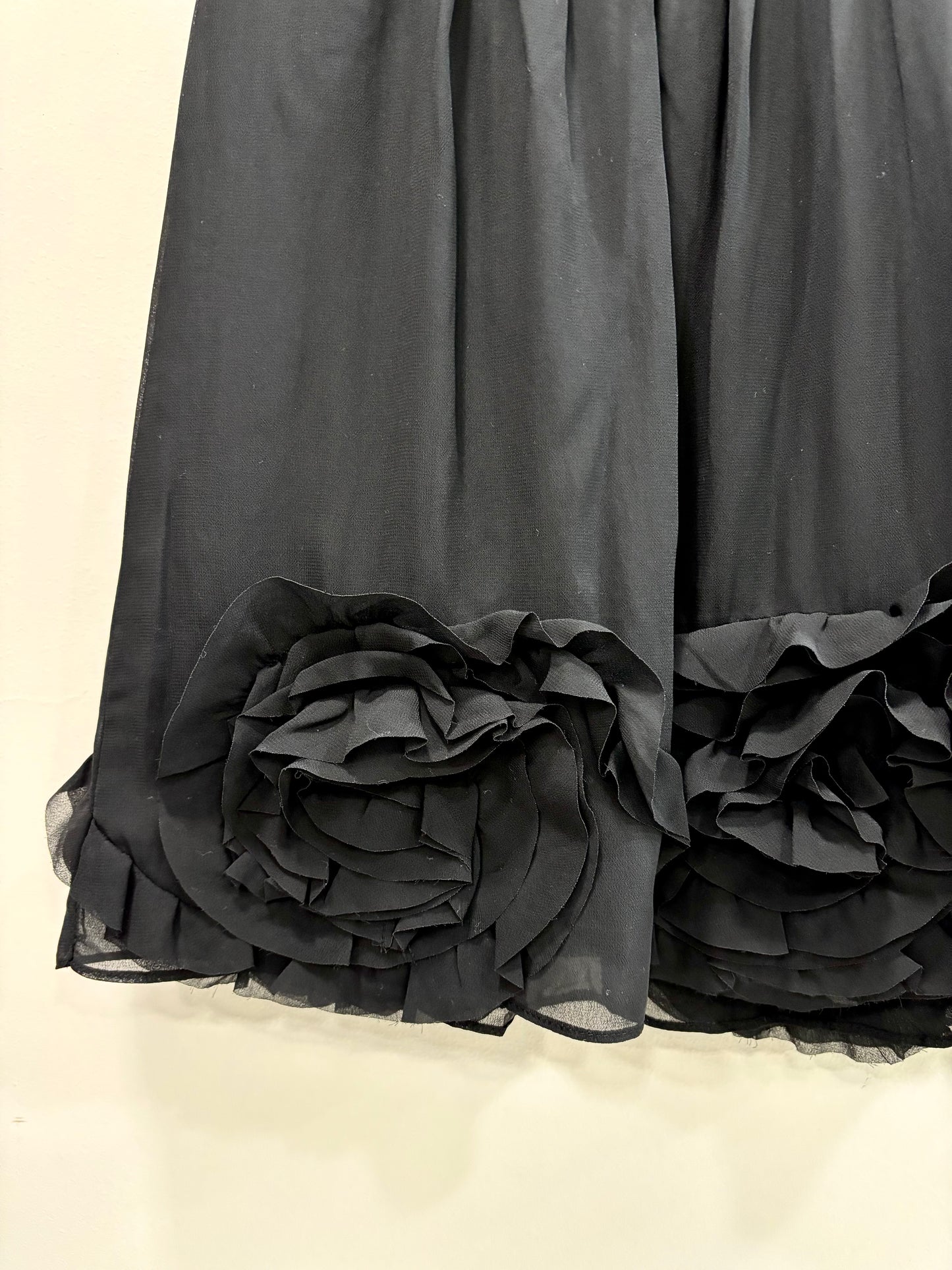 Black skirt with floral detail