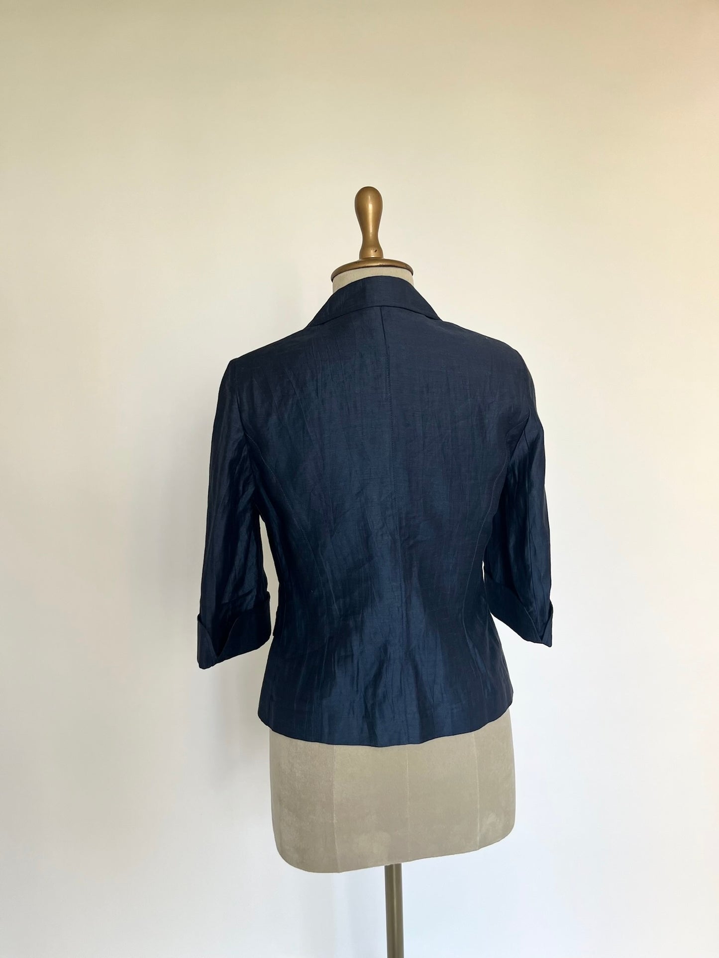 Navy blue fitted blazer