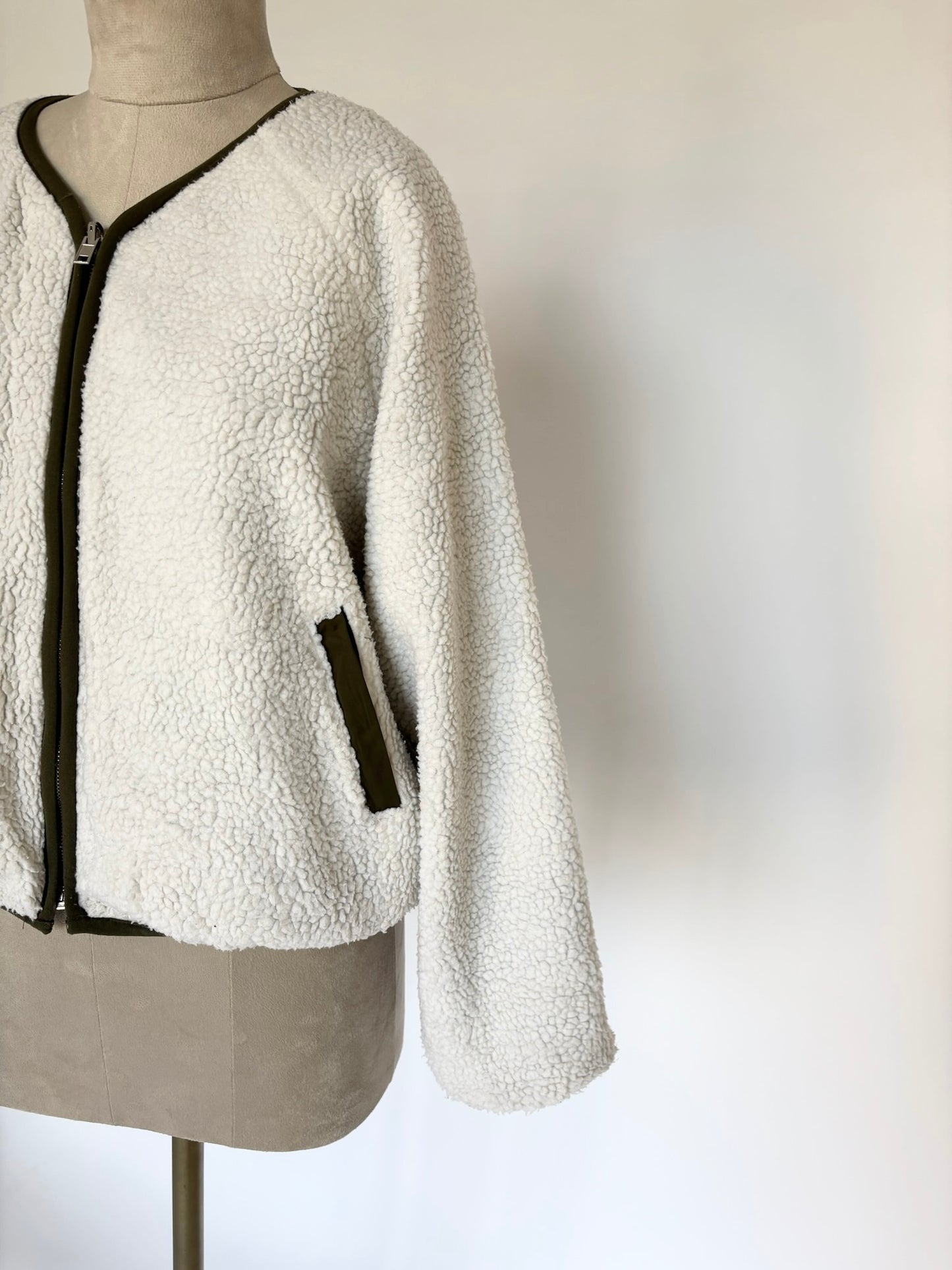 White fleece reversible jacket