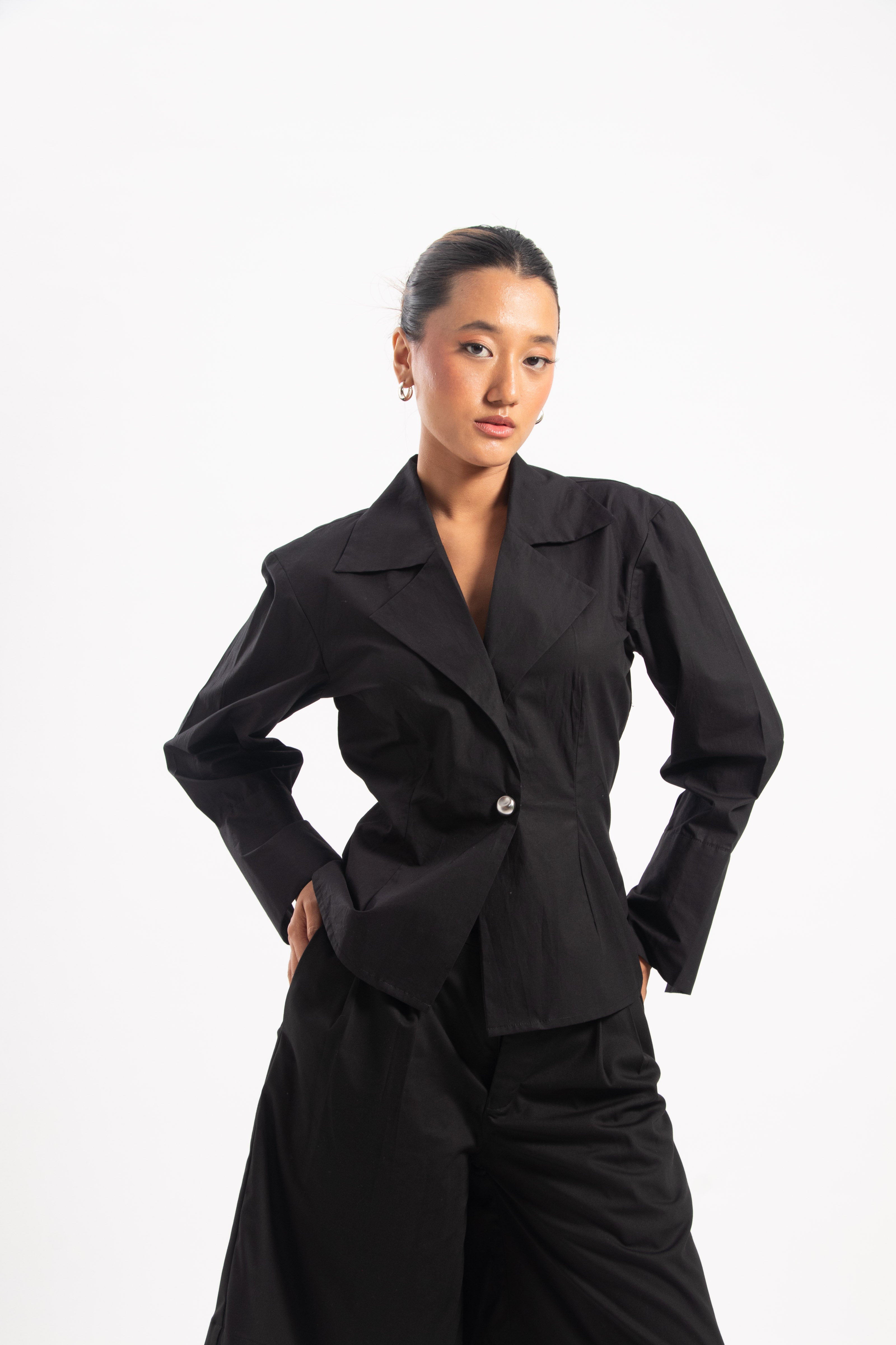 BLACK NOTCH SHIRT