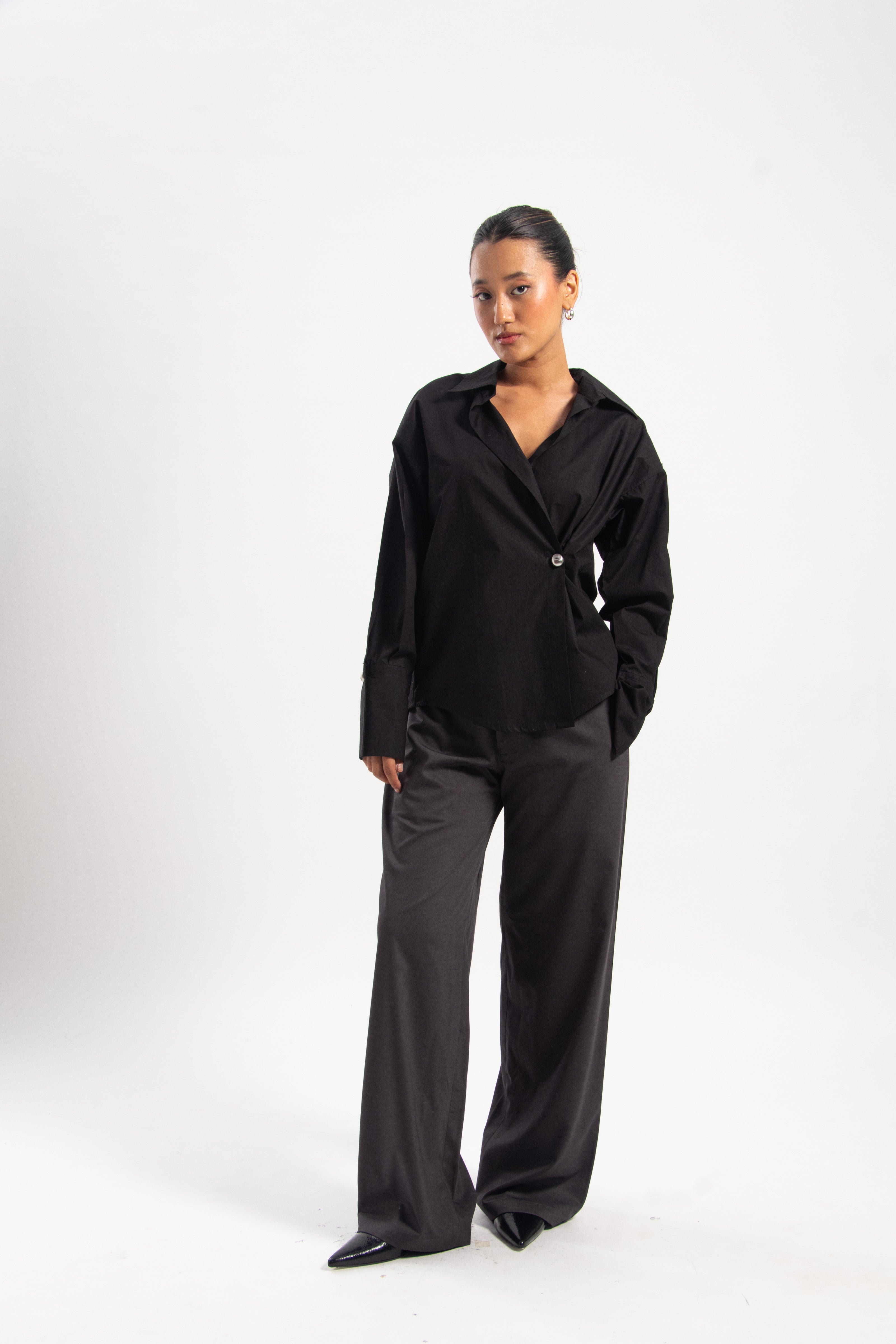 MUSE OVERLAP BLACK SHIRT