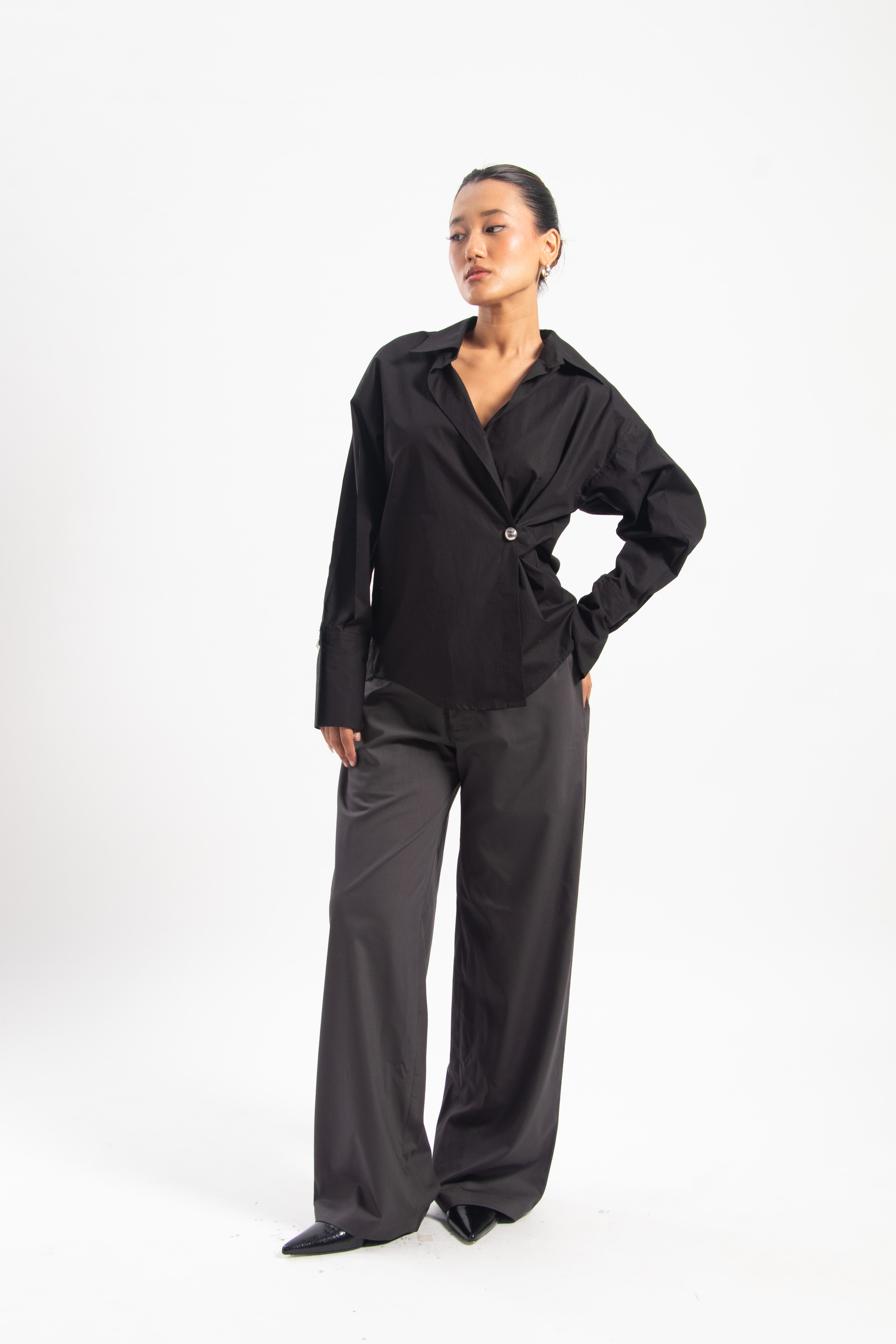MUSE OVERLAP BLACK SHIRT