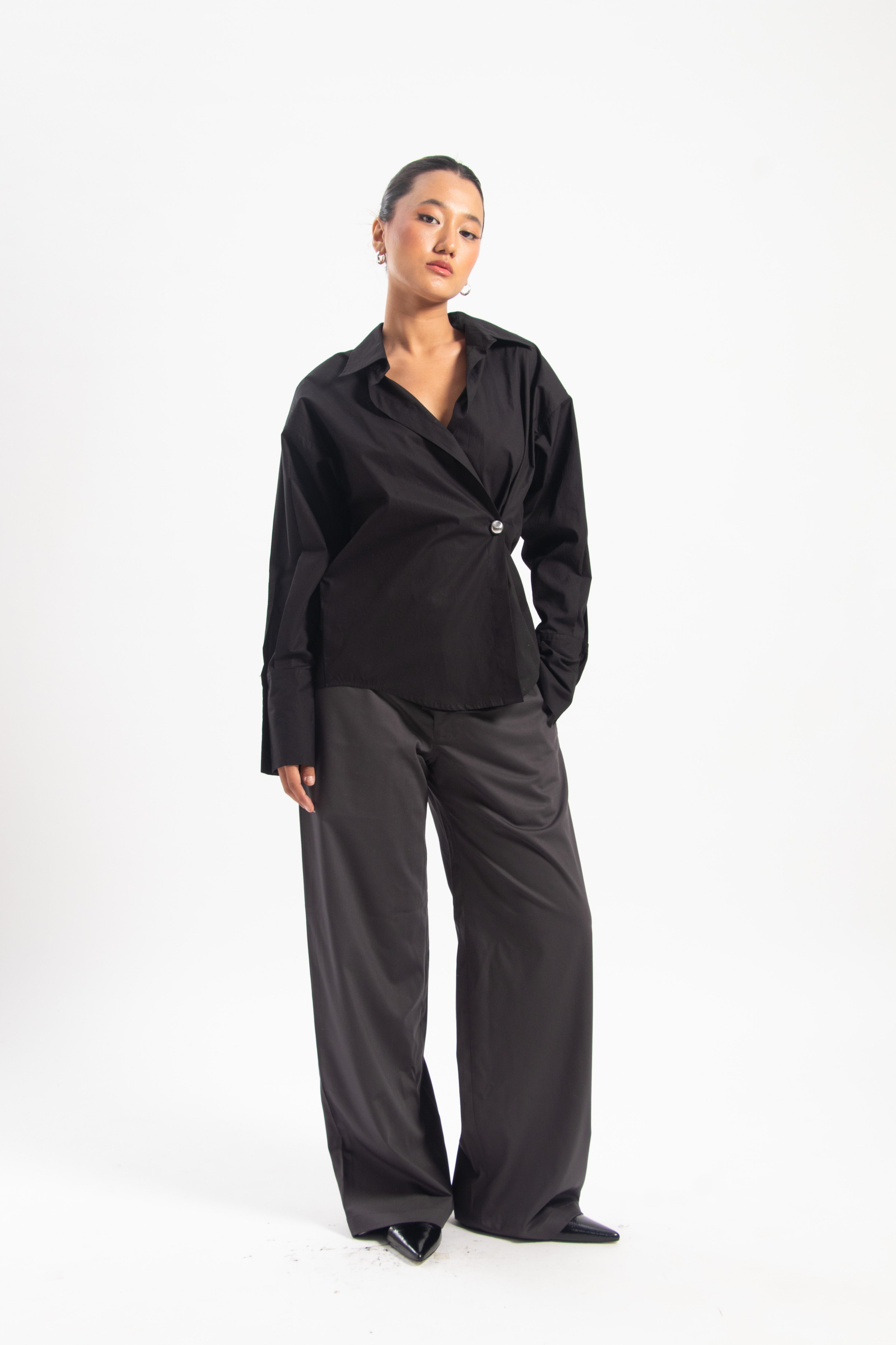 MUSE OVERLAP BLACK SHIRT