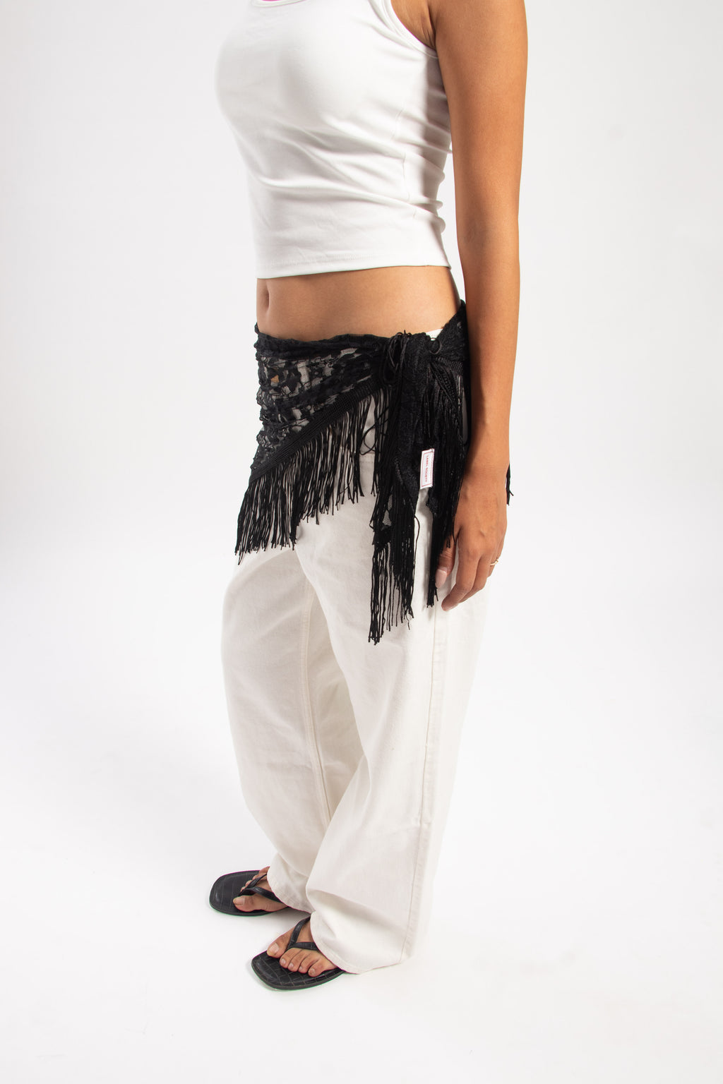 GIGI BLACK LACE SCARF