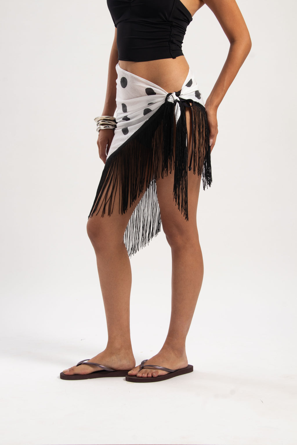 ABEGAIL FRINGED SCARF