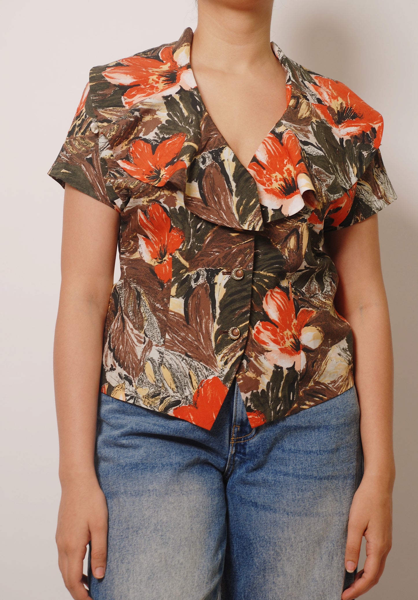 Multicolor floral top with ruffle detailing