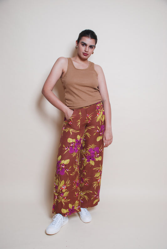 Vintage brown floral flared pants