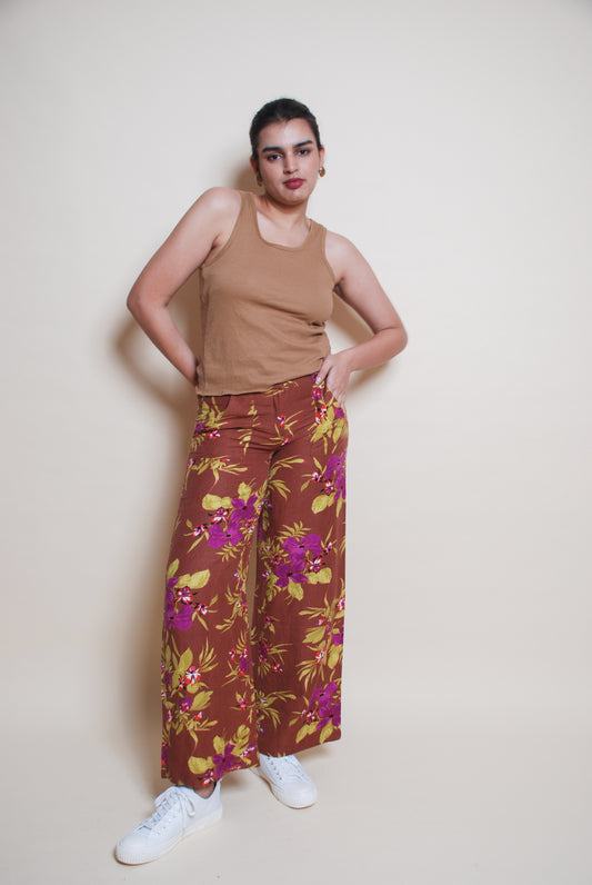 Vintage brown floral flared pants